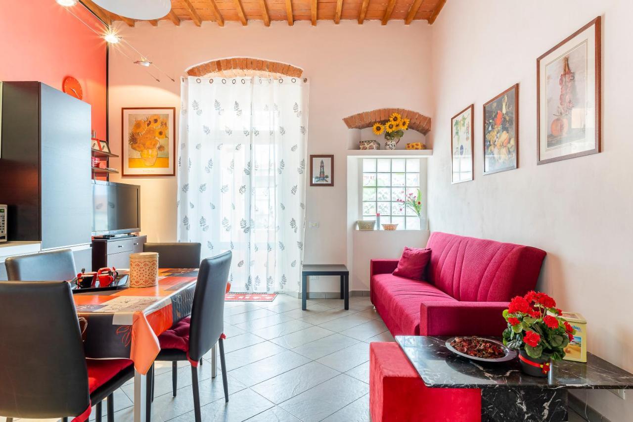 Piazza Sforzini Cozy Apartment Near The Sea! ลีวอร์โน ภายนอก รูปภาพ